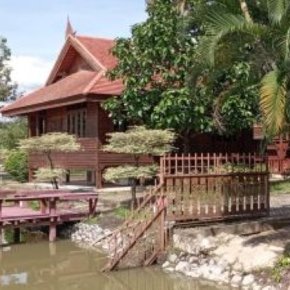 เสน่ห์ "เรือนไทยประยุกต์" ที่พักกลางธรรมชาติผสานวิถีไทยและความทันสมัย