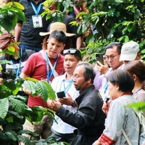 จากแรงบันดาลใจ  สู่เป้าหมาย Royal Coffee  BCG to SDGs  กาแฟไทย...กับความยั่งยืนที่ดื่มได้จริง 