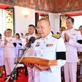 "ประธานวุฒิสภา"ถวายผ้าพระกฐินพระราชทาน ประจำปี 2568  