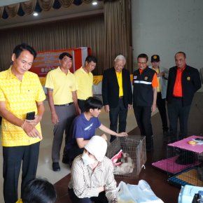 "ฉะเชิงเทรา"เปิดโครงการ "ปศุสัตว์ร่วมใจกำจัดภัยโรคพิษสุนัขบ้า"
