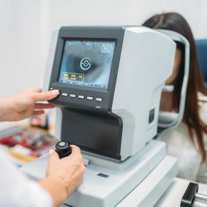 ซื้อคอมวัดสายตาร้านแว่น ต้องดูอะไรบ้างก่อนตัดสินใจ?