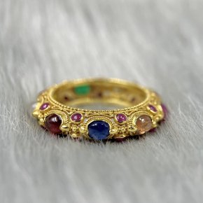 แหวนนพเก้า 18K ความงามที่สืบต่อจากวันวาน