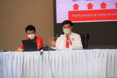 การประชุมครู เพื่อประชุมชี้แจง และรับนโยบายจากผู้บริหาร ในหัวข้อการประเมินผลการปฏิบัติงานตามข้อตกลงในการพัฒนางาน (PA)