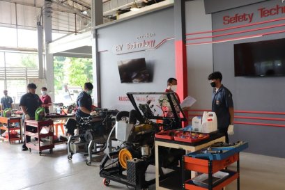 การทดสอบมาตรฐานฝีมือแรงงานแห่งชาติ (ภาคปฏิบัติ) สาขาช่างซ่อมรถยนต์ ระดับ 1