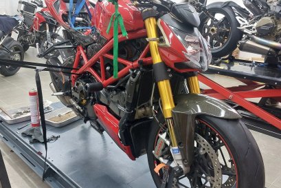 Is this a motorcycle or Bang Saen Beach?