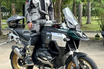 First Ride on the BMW R1300 GS Adventure with ASA Transmission!