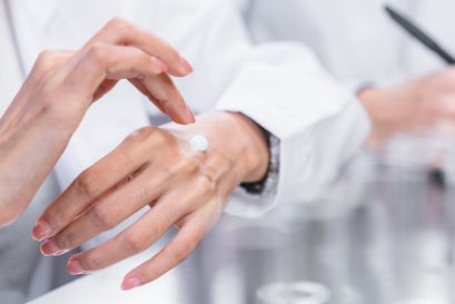 โรงงานผลิตสกินแคร์ช่วยเจ้าของธุรกิจอย่างไร? จากไอเดียสู่สินค้าจริง