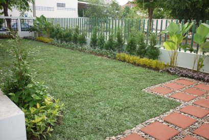 โครงการหมู่บ้าน เพชรวงแหวน กาญจนาภิเษก