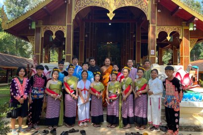 ร่วมงานทอดกฐินวัดห้วยบง