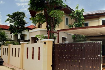 ผลงานบ้าน คุณพุทธิวัฒน์ YB-02