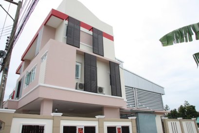 ผลงานสำนักงาน คุณสมศักดิ์  