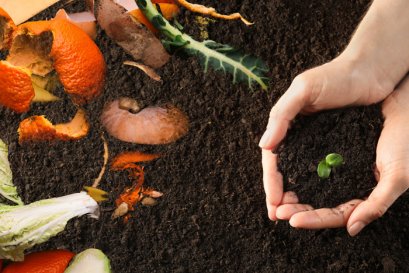 เปลี่ยน ชีวมวล จากของเหลือทิ้งอุตสาหกรรมสู่ผลิตภัณฑ์ชีวภาพที่ยั่งยืน Unlocking the Value of Biomass:  Transforming Industrial Waste into Sustainable Bio-based Products       