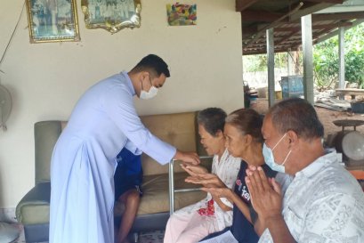 ส่งศีลมหาสนิท โอกาสวันศุกร์ต้นเดือน