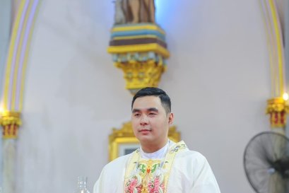 แสดงความยินดีโอกาสบวชพระสงฆ์ใหม่ บาทหลวงวรากร เจริญพานิช