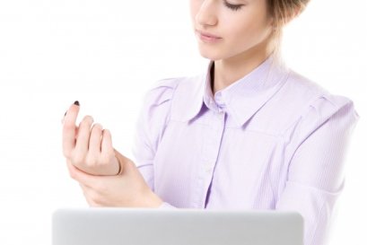 ปวดข้อมือจากการทำงาน โรคร้ายคุกคามกลุ่มคนทำงาน