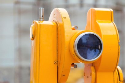 การดูแลกล้องวัดมุม theodolite