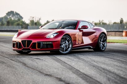 Touring AERO 3 ซุปเปอร์คาร์แนว Retro เครื่อง V12 ผลงานคุณภาพโดย Touring Superleggera