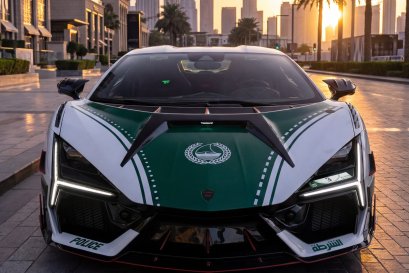 ตำรวจดูไบขอกำลังเสริมเพิ่ม!! ต้อนรับสมาชิกใหม่ Lamborghini Revuelto จัดเต็มโดย Mansory