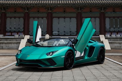 ลัมโบร์กินีกรุงโซล เผยโฉม Aventador S Roadster Korean Special Series รุ่นพิเศษเฉพาะในเกาหลีเท่านั้น!!