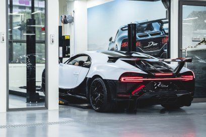 Bugatti เปิดโชว์รูมแห่งแรกในสิงคโปร์ ยั่วเงินมหาเศรษฐีโซนเอเชีย