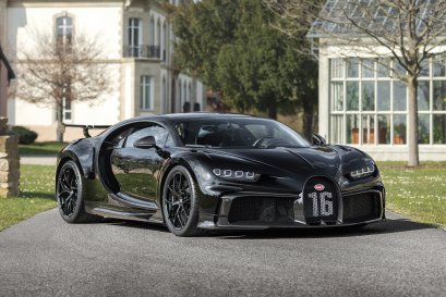 สดๆ ร้อนๆ จากโรงงาน Bugatti Chiron คันที่ 300 จาก 500 คัน 
