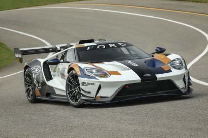 FORD GT MK II รุ่นพิเศษ สำหรับวิ่งสนามแข่งเท่านั้น