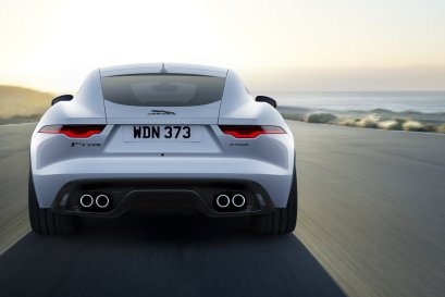 ใหม่! JAGUAR F-TYPE R-DYNAMIC BLACK หรูโดดเด่น มี 2 เครื่องยนต์ให้เลือก