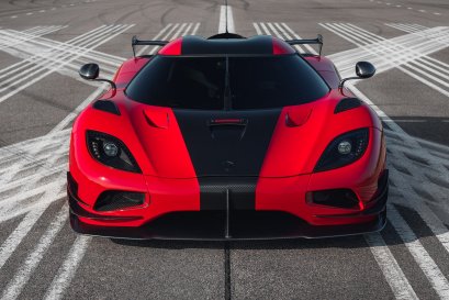 นี่คือ Koenigsegg Agera RS ที่ถูกปรับแต่งใหม่ และใส่ความเป็น One:1 เข้าไป