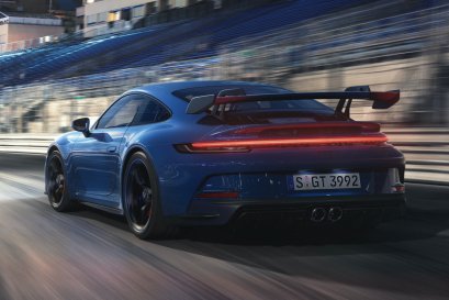 Porsche 911 GT3 กบฮาร์ดคอร์ตัวใหม่ วิ่งพริ้วรอบ Nuerburgring เร็วกว่าตัวก่อน 17 วินาที