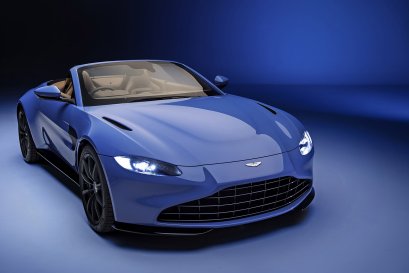 Aston Martin Vantage Roadster ขุมพลัง V8 มาพร้อมหลังคาเร็วที่สุดในโลก