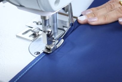 การใช้ตีนผีกุ๊น 28 mm. กับจักรอุตสาหกรรม JACK รุ่น A4-BC สำหรับมือใหม่