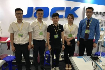 TCM จัดงานที่ย่างกุ้ง(พม่า) แสดงจักรเย็บผ้าและอุปกรณ์การ์เม้นท์ 