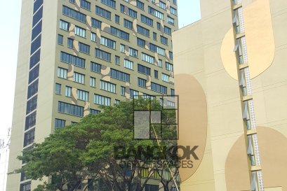 PROMPHAN 3 BUILDING | อาคาร พร้อมพันธ์ุ 3