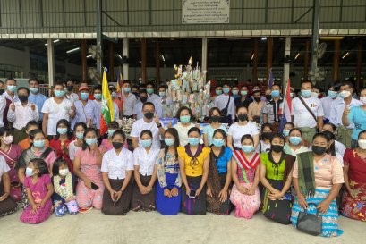 พนักงานกลุ่มบริษัทไทยอีสเทิร์น ร่วมทำบุญในพิธีวันเข้าพรรษา ณ วัดเขาซก