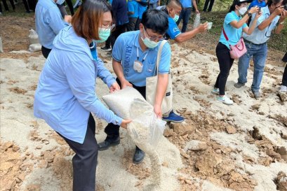 TEIL ร่วมกิจกรรมทำโป่งเทียมเพื่อสร้างจุดสำหรับเพิ่มแร่ธาตุอาหารที่จำเป็นสำหรับสัตว์ป่า 