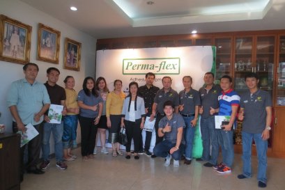 ลูกค้าเยี่ยมชมโรงงาน