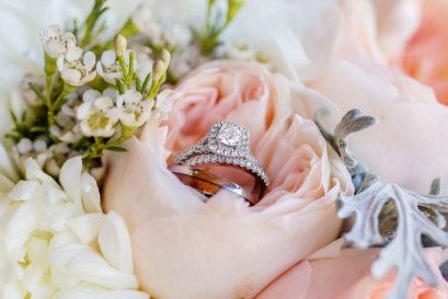 10 ข้อควรรู้ ก่อนซื้อแหวนเพชรแต่งงาน