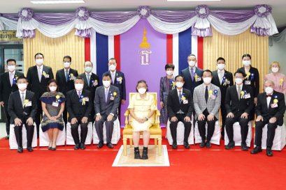 งานพระราชทานโล่จากมูลนิธิขาเทียมฯ