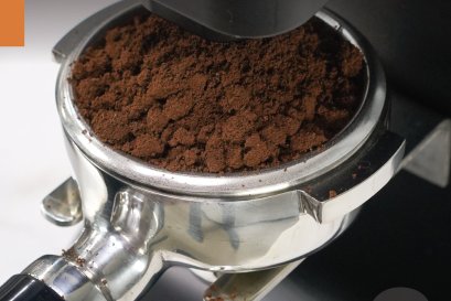 ผงกาแฟบดจับตัวเป็นก้อน เพราะอะไร? ส่งผลอย่างไร? แก้ไขอย่างไร?