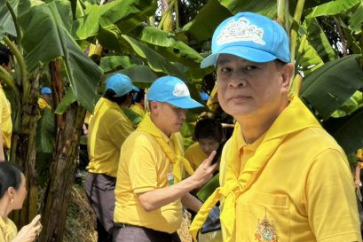 พีระพันธุ์  ร่วมเยี่ยมชมและศึกษาดูงานหลักสูตรการฝึกปฏิบัติและดูงานเศรษฐกิจพอเพียงของศูนย์ฝึกโรงเรียนจิตอาสา 904