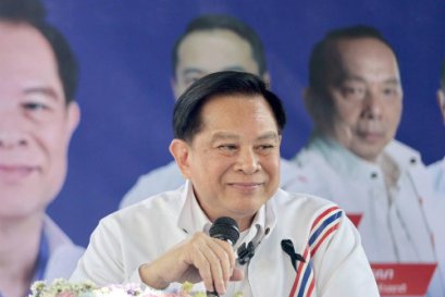 รทสช. เปิดเวทีอบรมกฎหมาย! 'พีระพันธุ์' ชูแนวทางลดค่าไฟได้จริง พร้อมเดินหน้า ดัน 'กองทุนฉุกเฉิน-ใช้หนี้ กยศ. ด้วยงาน' สร้างงาน 3 แสนตำแหน่ง