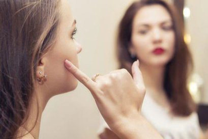 ผิวหน้าแห้ง