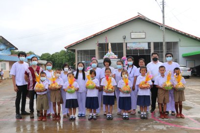 กิจกรรมแห่เทียนพรรษา ทำบุญตักบาตรข้าวสารอาหารแห้ง ประจำปี 2565