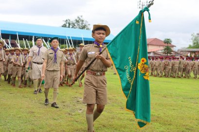 เข้าร่วมพิธีทบทวนคำปฏิญาณ และสวนสนามของลูกเสือในอำเภอท่าสองยาง ณ สนามกีฬาเทศบาลตำบลแม่ต้าน ประจำปี 2568