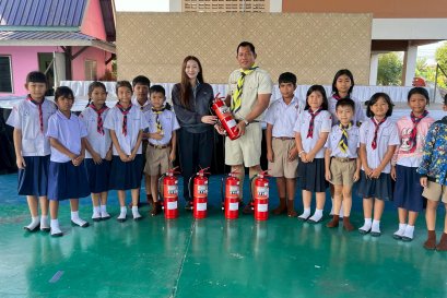 บริษัท ไทย เอ็นโอเค จำกัด มอบถังดับเพลิง