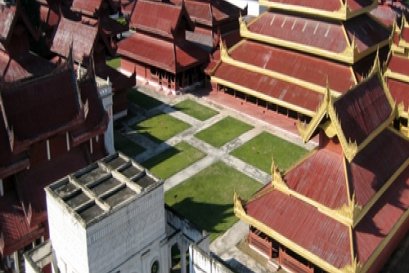 พระราชวังมัณดาเลย์ (Mandalay Royal Palace)