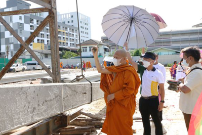 บ่อเกิดปัญญาสร้างโรงเรียน บ่อเกิดแห่งบุญสร้างโรงพยาบาล