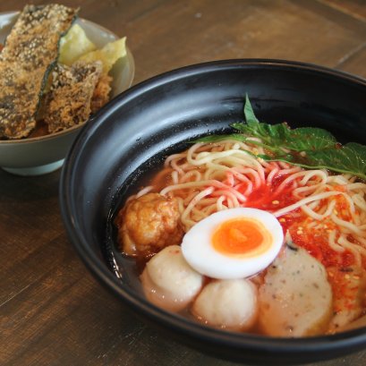 ส่งท้ายเดือนเมษายนกับเมนูเด็ดสตรีทฟู้ดจาก ร้านฉ่อยเป็ดย่าง