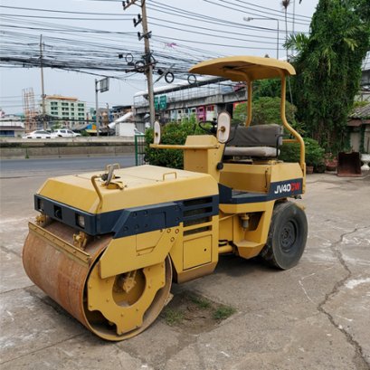 KOMATSU JV40CW-2-25XX