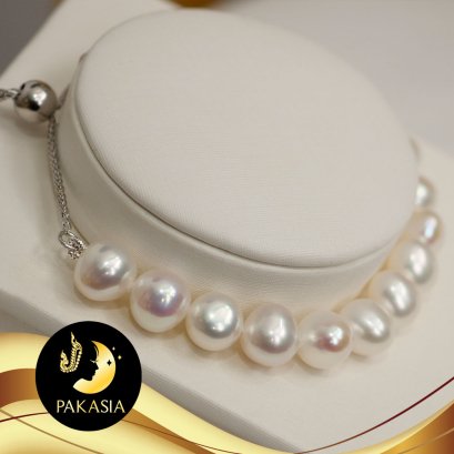 ข้อมือมุกล้วนปรับรูดได้  [เงินชุบทองคำขาว] มุกแท้น้ำจืดกลม (ออกไข่นิดๆ)ขาว AA+ ขนาด 8mm. / SN0380YB425